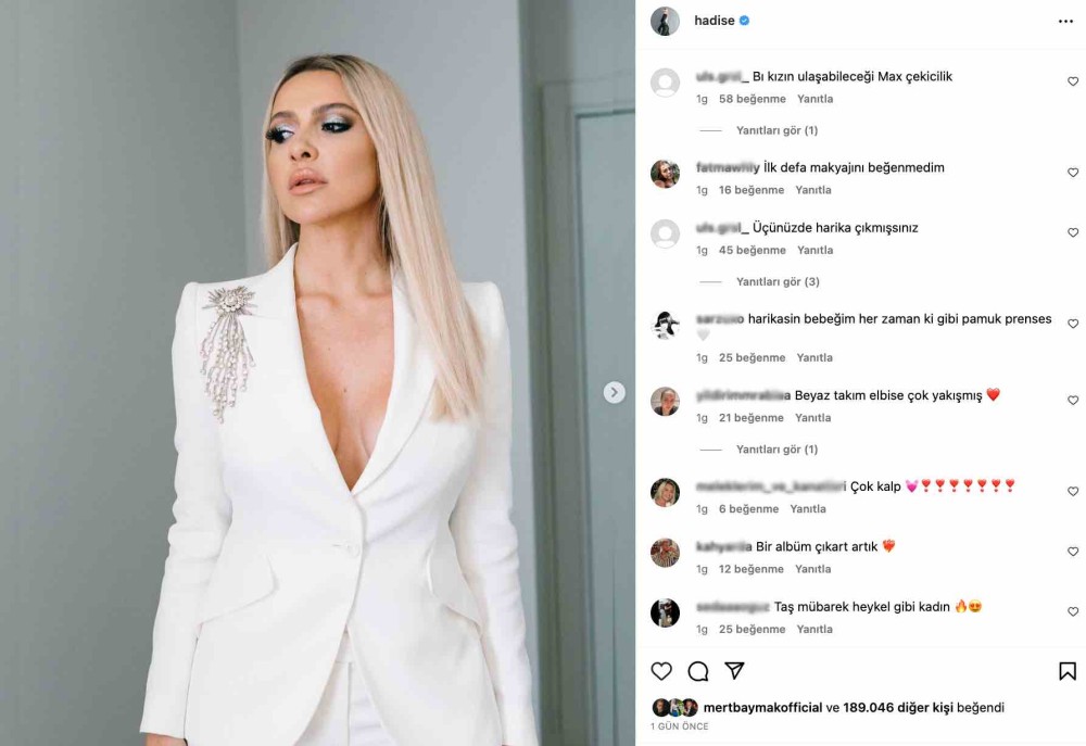 hadise nin gogus dekolteli odul toreni paylasimi begeni topladi tas mubarek heykel gibi kadin